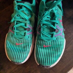 Nike, Lebron Witness Basketball shoes, size 7.5